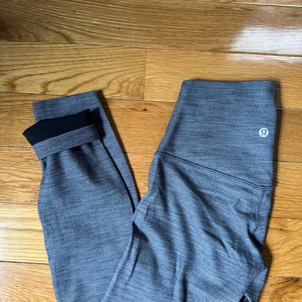 Lululemon heather grey fleece lined leggings
